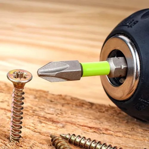 Набор бит, торцевых головок и адаптеров в кейсе Greenworks 2944407 (70 шт.) — детальное фото