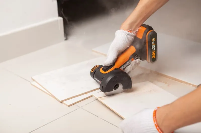 Угловая шлифмашина (болгарка) WORX WX801 20V 76мм аккумуляторная — детальное фото