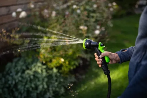 Насос для полива из бочки Greenworks G24SWP 24V 3401007 аккумуляторный — детальное фото